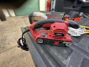 SKIL 3-Inch x 18-Inch 6 Amp Belt Sander with Pressure Control - Model 7510